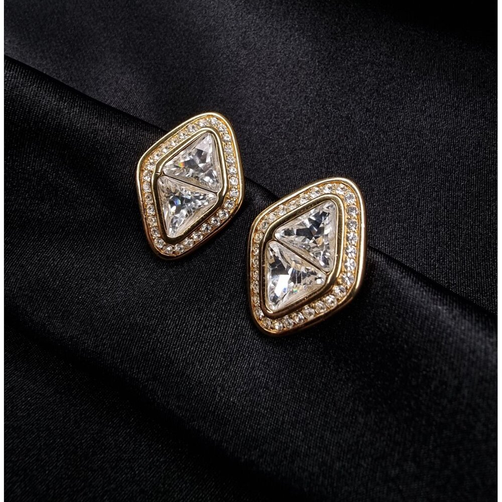 Vintage Swarovski 1980s - 1990s Clip-On Earrings With Clear Crystals & Gold-Tone - Picture 4 of 8